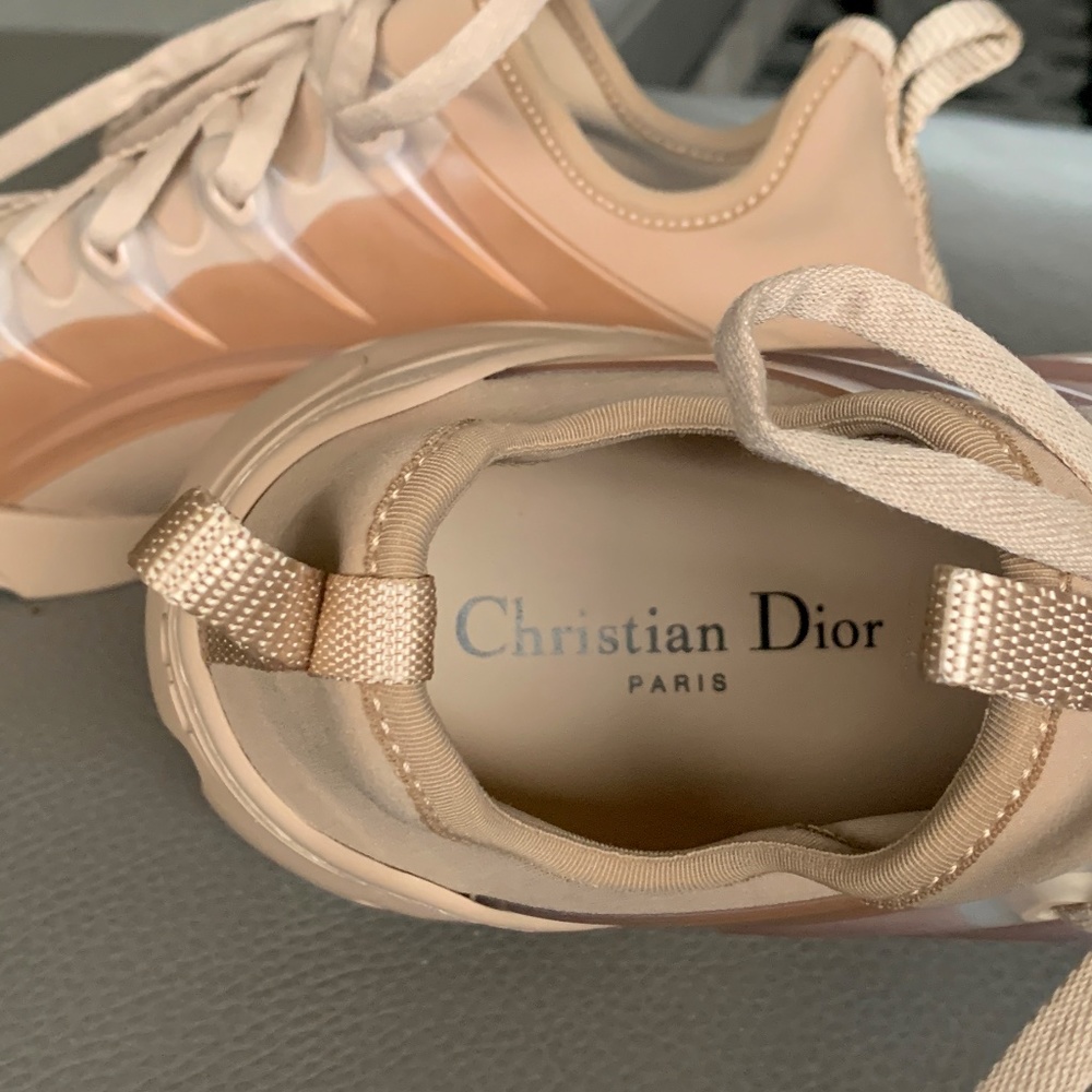 Dior D-CONNECT SNEAKER Nude Technical Fabric. Classic Dior design. - Picture 12 of 12